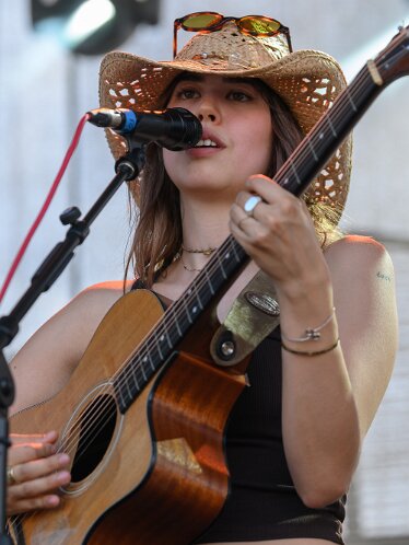 Jo the Man the Music am Acoutic Lakeside 2026