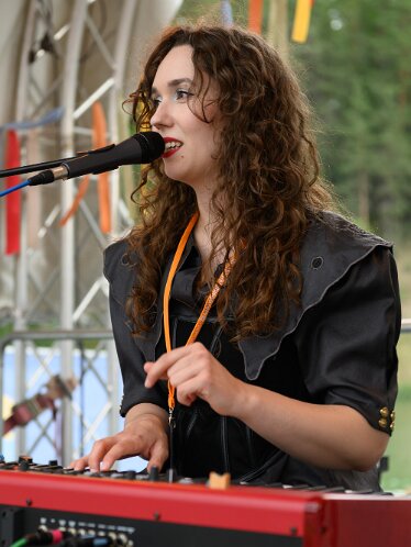 Mira Perusich am Acousic Lakeside 2026