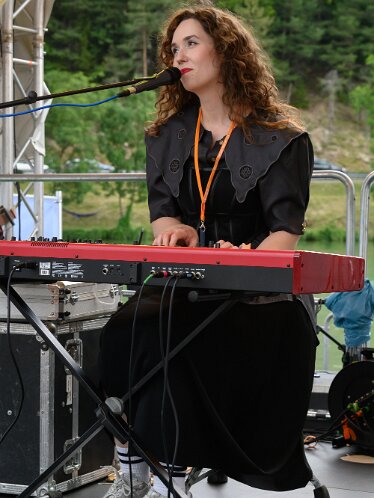 Mira Perusich am Acousic Lakeside 2026