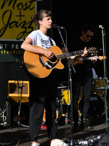 Clara Luzia