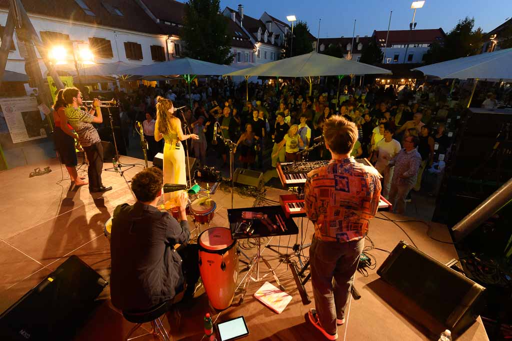 Katatropic" Lukas Oscar